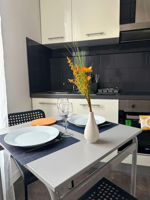 Apartamento L Audacieux T2 Proche Gare Rer E Villemomble Exterior foto